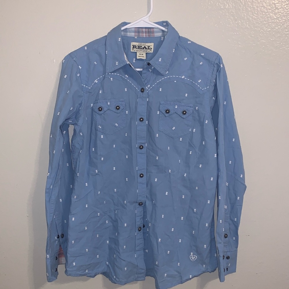 Women’s Ariat long sleeve shirt